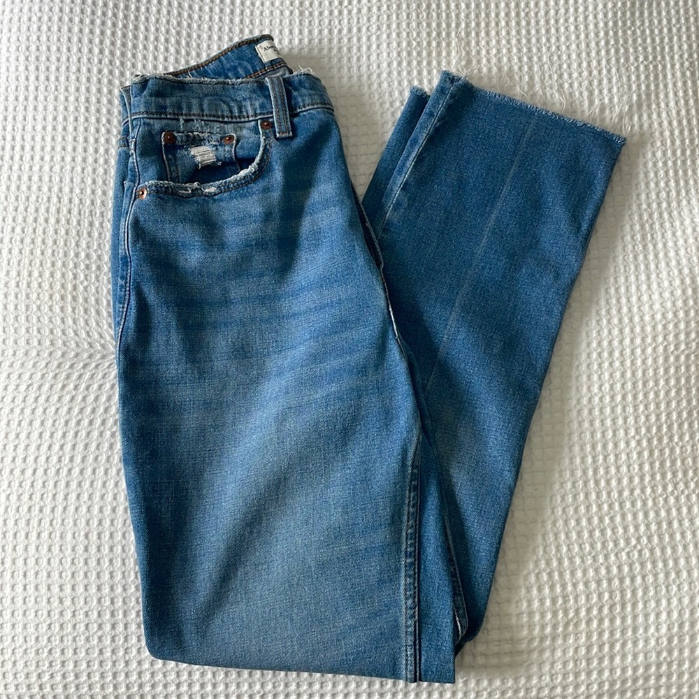 Abercrombie The ankle straight blue jeans